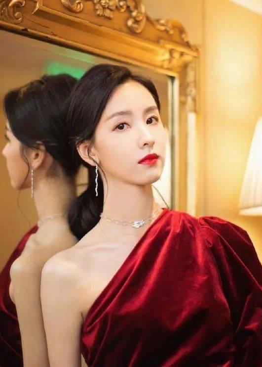 杨卓娜最新爆料,娱乐圈惊人内幕大曝光! 第3张 杨卓娜最新爆料,娱乐圈惊人内幕大曝光! 第3张