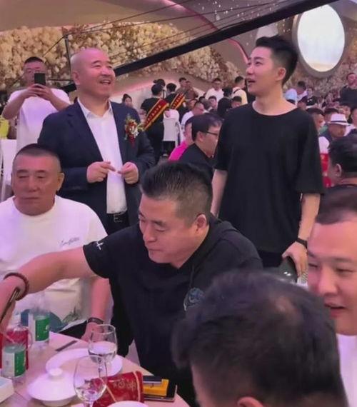 刘能娱乐圈爆料视频,揭秘明星幕后故事  第2张